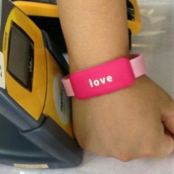 Bank Mandiri Luncurkan Alat Pembayaran Canggih, Gelang e-Money