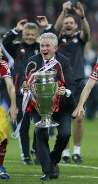 Jupp Heynckess tidak bisa menyembunyikan kegembiraan yang meluap-luap.