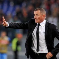 Andreazzoli Ingin Roma Raih Sukses Ganda