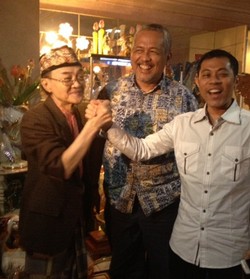 Disowani Sejumlah Politisi, Eyang Subur Nyatakan Siap Nyapres