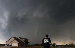 Diaspora Indonesia Bantu Keluarga Om Bob, Korban Tornado Oklahoma