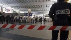 Polisi Terus Buru Pelaku Penusukan Tentara Prancis