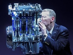 Daimler Minta Bantuan Ford untuk Mesin 3 Silinder