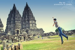fly to prambanan of temple