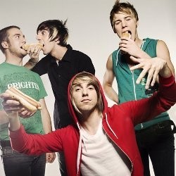 Sempat Gagal, Ini Alasan Adrie Subono Kembali Hadirkan All Time Low