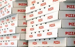 Pecahkan Rekor! 30.000 Pizza Dikirimkan ke Afghanistan