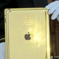 Dijual, iPad Berlapis Emas Rp 100 Juta