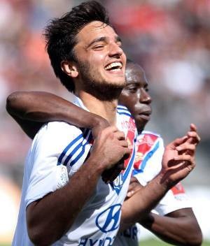 Wenger Bidik Nasri Baru dari Lyon