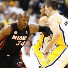 Heat Menangi Game 3, Unggul 2-1 atas Pacers