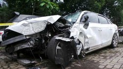 Ditabrak Audi A4, Sopir Bajaj Luka dan Pemilik Rugi Rp 4 Juta