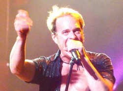 Vokalis Van Halen Bintangi Film Pendek Jepang