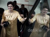 Nurul Arifin Tampil Kuning di Rapat DPR