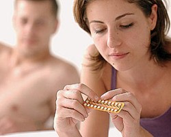 Ingin Menunda Kehamilan dengan Pil KB? Ketahui Dulu Efek Sampingnya