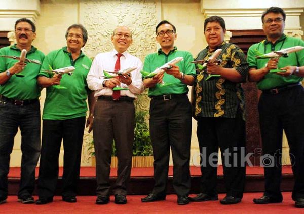 Berebut Kue Penerbangan Murah