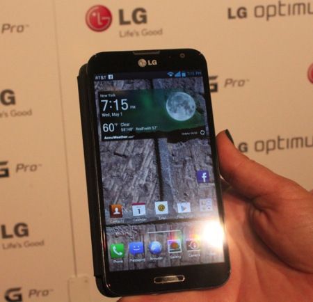 LG Optimus G Pro Si Ponsel Bongsor Bertenaga