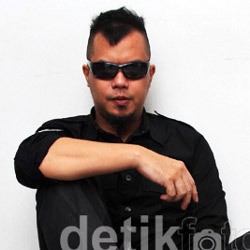 Ultah ke-41, Ahmad Dhani Berobsesi Pindahkan Ibukota