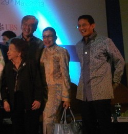 Jualan Saham Saratoga, Sandiaga Uno Didampingi Ibunda