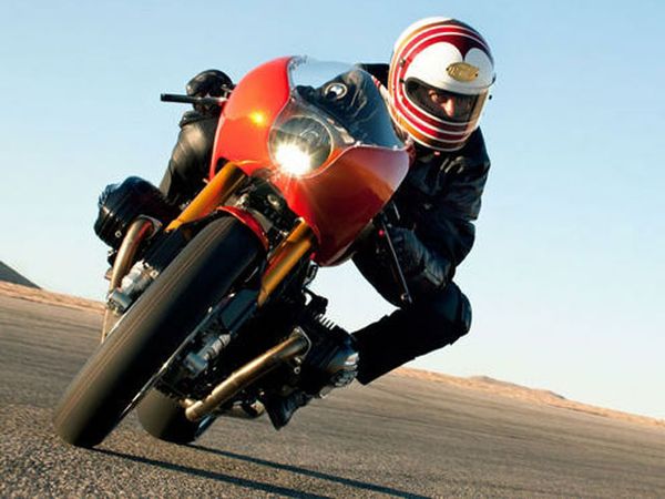 Motor Balap Jadul ala BMW