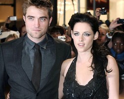 Drama Putus Cinta 5 Selebriti yang Paling Memalukan