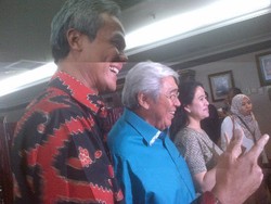 Menang Pilgub Jateng, Ganjar Sowan Taufiq Kiemas