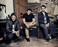 Manic Street Preachers Hampir Rampungkan Album Ganda