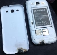Kondisi iPhone dan Galaxy S III Pasca Meledak