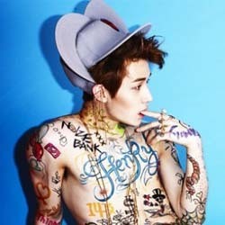 Henry SuJu-M Siap Debut Sebagai Penyanyi Solo