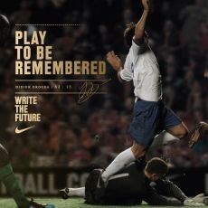 Soccer Celebrity Endorsement, Gemerlap Industri Sepakbola