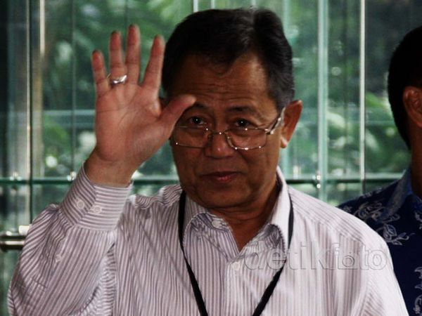 KPK Kembali Periksa Walikota Bandung Dada Rosada