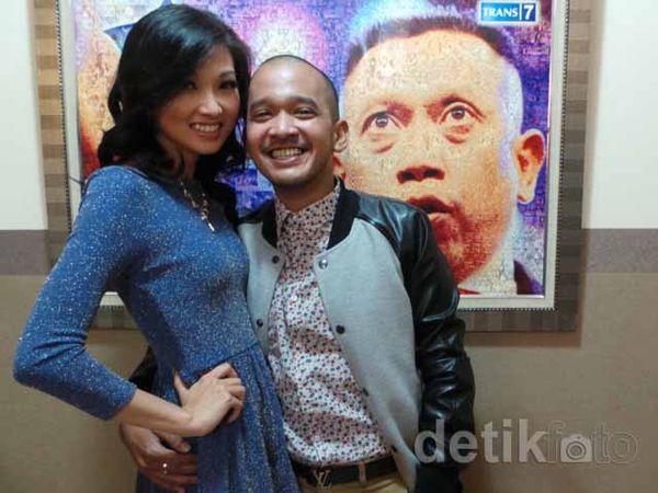 Ruben Onsu dan Wenda Makin Romantis