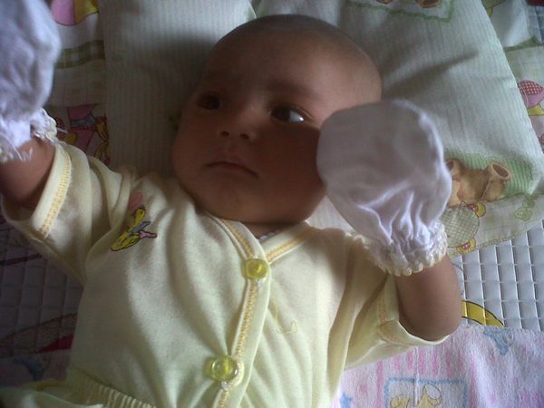 Zhafira Altafunafisa Az Zahra Triyanto, 10 Bulan, Perempuan