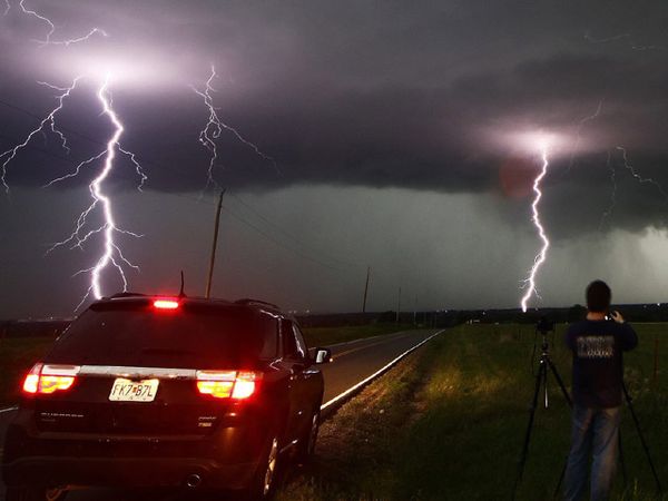 Tornado dan Badai Petir Terjang Oklahoma