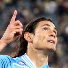 Suarez Nilai Cavani Pantas Dihargai Mahal
