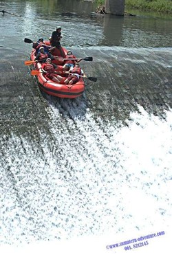 Arung Jeram yang Menantang di Sungai Bingei, Binjai