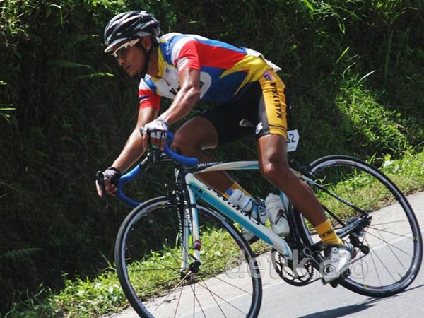 Pebalap Iran Rebut Juara Etape Pertama