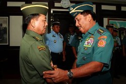 KSAD Moeldoko Sandang Bintang Empat