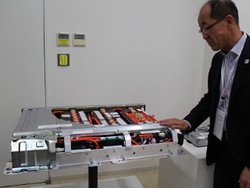 Toyota Bersiap Bikin Pabrik Baterai Mobil Hybrid di China