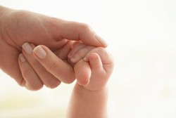 Bayi Lahir dengan Usus Terburai di Kalbar Ini Butuh Uluran Tangan