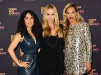 Bertabur Bintang di Red Carpet The Sound of Change