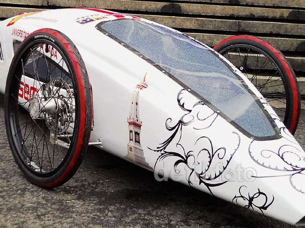 Mobil Semar Ikuti Lomba Hemat Energi