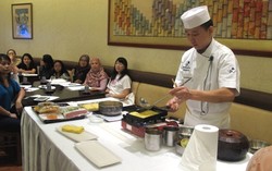 Serunya Belajar Membuat Inari Sushi dan Tamagoyaki Langsung dari Sushi Chef!