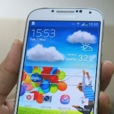 30% Pembeli Galaxy S4 adalah Mantan Pengguna iPhone