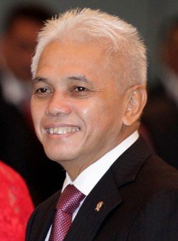 3 Menteri Temui Pimpinan DPR, Bahas Kenaikan Harga BBM dan Balsem?