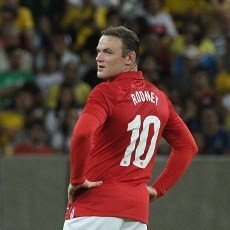 Julio Cesar: Gol Rooney Berbau Keberuntungan