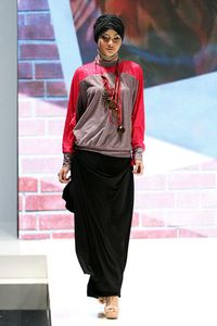 Najua Yanti