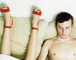 4 Kesalahan Posisi Bercinta yang Paling Sering Dilakukan Pria