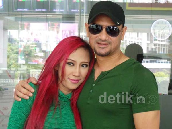 Setelah Icha, Mudji Dekat dengan Dewi Sanca