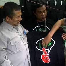 UKM Sablon Kaos Meraup Untung di Pilgub dan Pileg