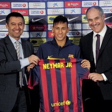 Neymar: Harga Rp 730 M, Klausul Buyout Rp 2,4 T