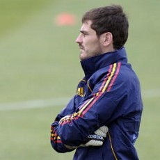 Saga Casillas Kejutkan Del Bosque